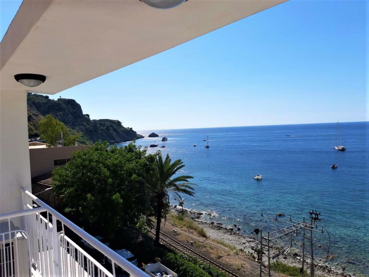 Baia dei Delfini Apartment Taormina Exterior foto