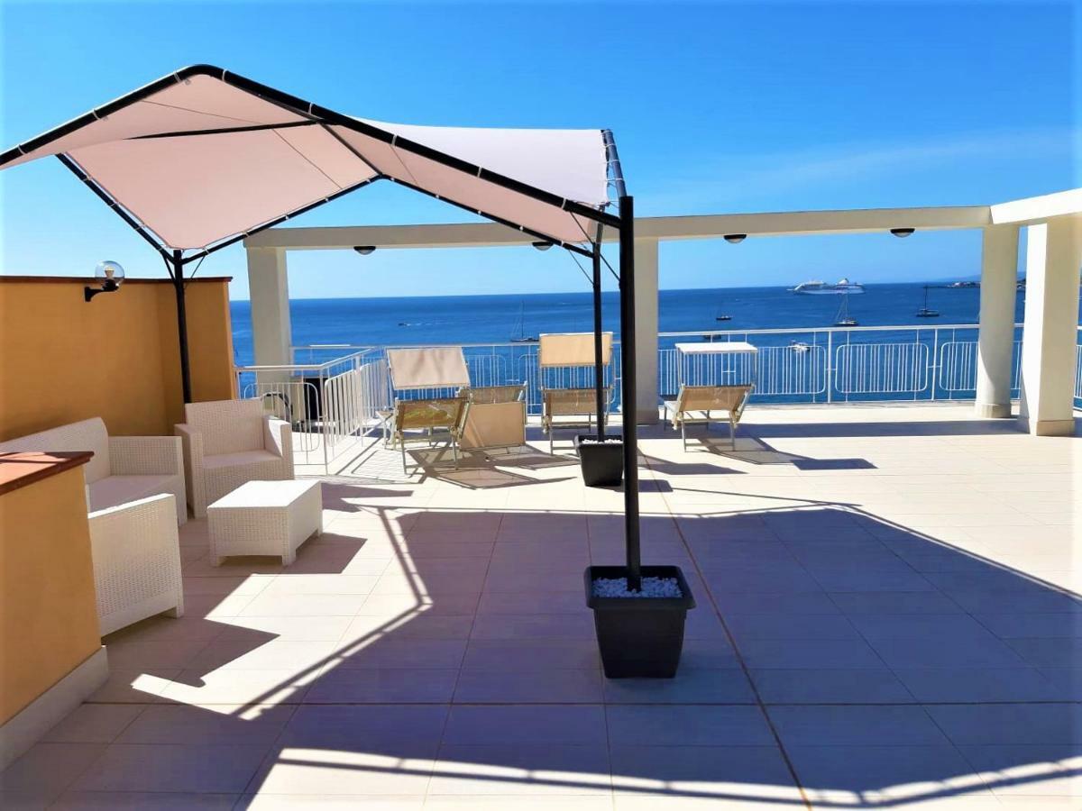 Baia dei Delfini Apartment Taormina Exterior foto