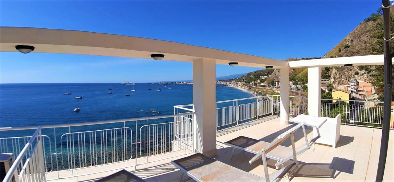 Baia dei Delfini Apartment Taormina Exterior foto